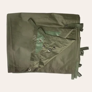 MIL-TEC Tarp Basha 14236001 – lona leve e impermeável (265x170 cm) com 3.500 mm de coluna de água, ilhós metálicos e molas de pressão para montagem flexível.