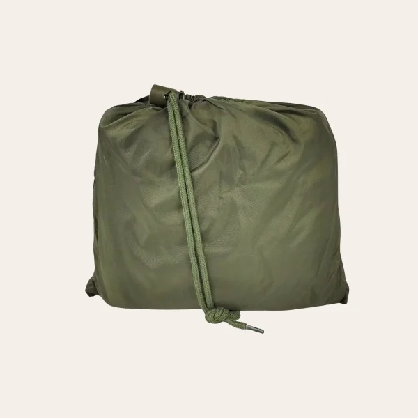 MIL-TEC Tarp Basha 14236001 verde tropa – lona impermeável, modular, eleve 265x170 cm MIL-TEC Tarp Basha 14236001 – lona leve e impermeável (265x170 cm) com 3.500 mm de coluna de água, ilhós metálicos e molas de pressão para montagem flexível.