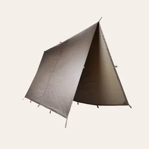MIL-TEC Ripstop TARP 14234001 – lona impermeável e versátil (300x300 cm) com 19 pontos de fixação para múltiplas opções de montagem no campismo, bushcraft e aventuras ao ar livre.