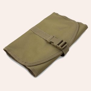 Bolsa de higiene compacta e leve com múltiplos compartimentos e gancho para pendurar – ideal para viagens e atividades ao ar livre. Mil-Tec 16004005