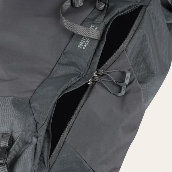 Vista detalhada 8 da Mochila Highlander Ben Nevis 65 litros, cor cinzento, Número do artigo RUC276 Vista detalhada 8 da Mochila Highlander Ben Nevis 65 litros, cor cinzento, Número do artigo RUC276