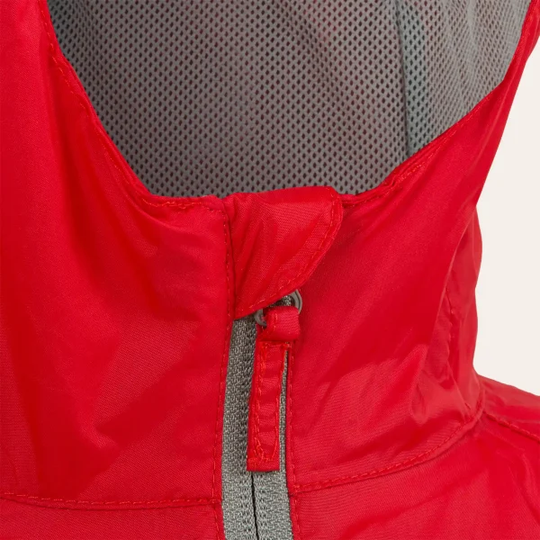 O Impermeavel Highlander Outdoor Stow & Go para crianças na cor vermelho O Impermeavel Highlander Outdoor Stow & Go para crianças na cor vermelho