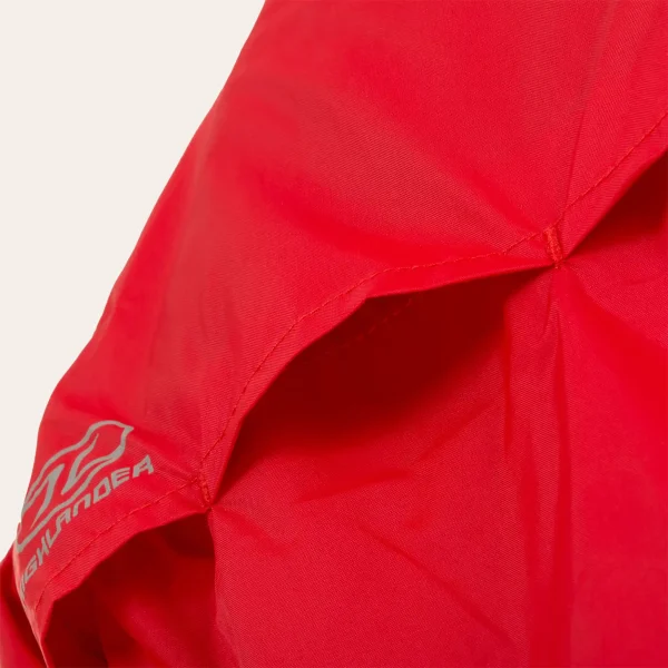 O Impermeavel Highlander Outdoor Stow & Go para crianças na cor vermelho O Impermeavel Highlander Outdoor Stow & Go para crianças na cor vermelho
