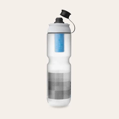 A garrafa HydraPak Breakaway+ 880 ml com filtro
