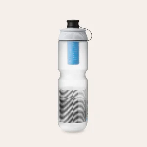 The HydraPak Breakaway+ 880 ml bottle with filter