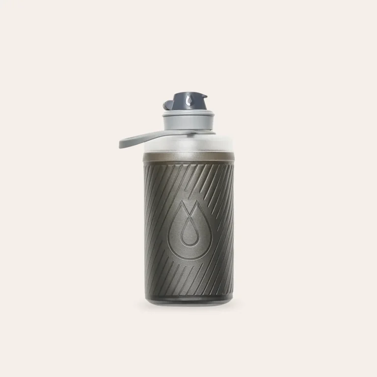 The HydraPak Flux™ 750 ml folding bottle