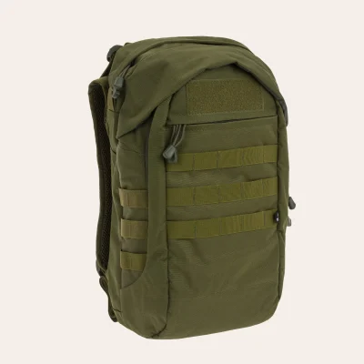MFH Assault 17 in army green - 17-litre tactical backpack with hydration compartment, padded back and MOLLE straps. Item number: 30262B.