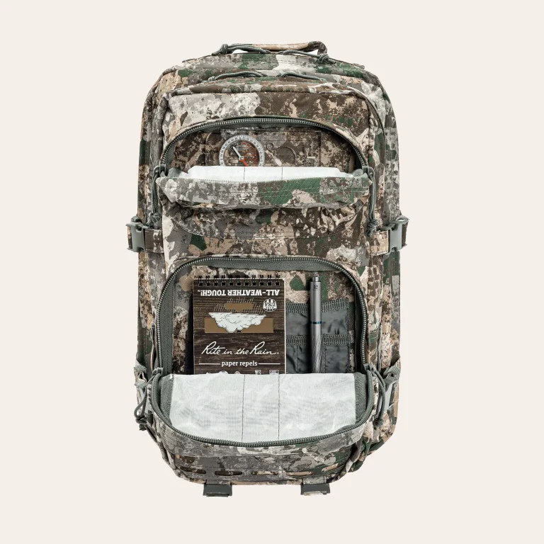 MIL-TEC US Assault Pack LG Laser Cut 10 Vista de um compartimento da mochila MIL-TEC US Assault Pack SM Laser Cut em WASP I Z1B – mochila tática de 36 litros