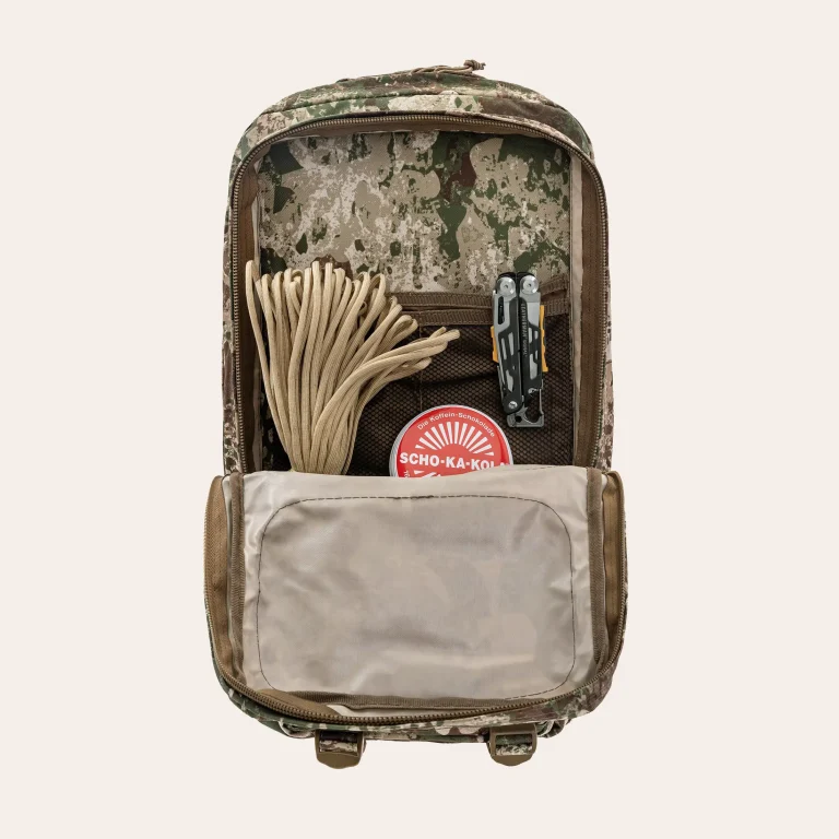 MIL-TEC US Assault Pack LG Laser Cut 11 Vista de um compartimento da mochila MIL-TEC US Assault Pack SM Laser Cut em WASP I Z2 – mochila tática de 36 litros