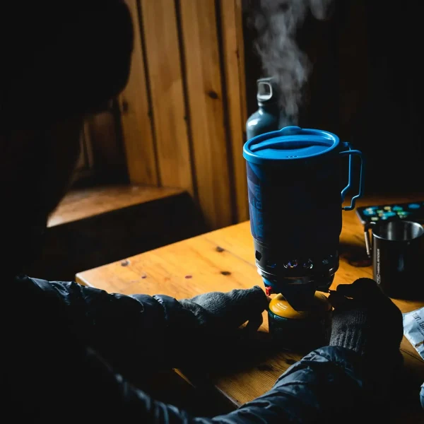 O conjunto de cozinha com fogão Highlander Outdoor Blade Fastboil O conjunto de cozinha com fogão Highlander Outdoor Blade Fastboil