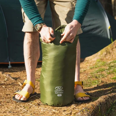 O saco multifuncional Puff Sack da Highlander Outdoor