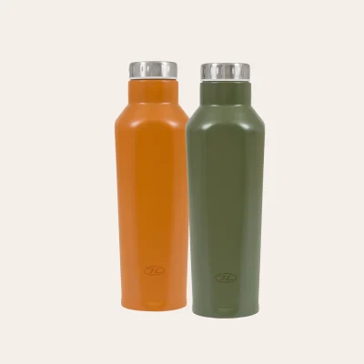 A garrafa isolamenta a vácuo de parede dupla Ashta da Highlander Outdoor