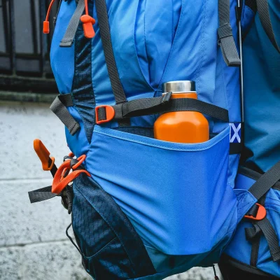 A garrafa isolamenta a vácuo de parede dupla Ashta da Highlander Outdoor