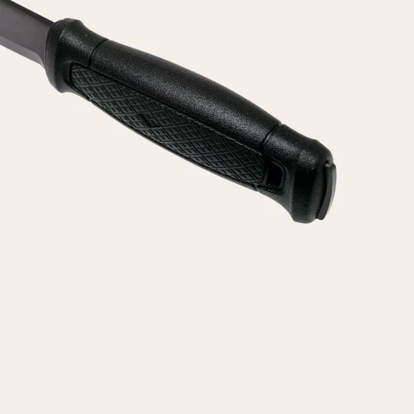 A faca Morakniv Garberg C BlackBlade aço carbono A faca Morakniv Garberg C BlackBlade aço carbono