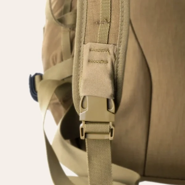 MFH-Professional-Mochila-Mission-30-30304R-06 Mochila tática Mission 30 de Cordura de 30 litros com sistema Molle, cinto peitoral e cintura, ideal para Bushcraft, operações militares e trekking