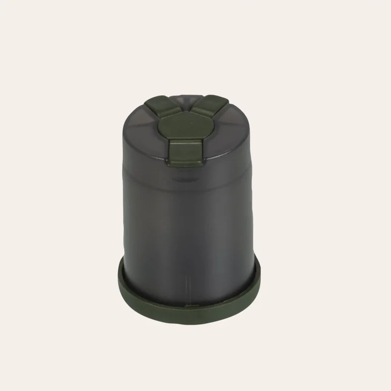 Saleiro e pimenteiro Wildo Shaker com três compartimentos para especiarias e pó