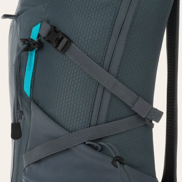 Highlander-Outdoor-Vega-mulher-25l-RUC289L-GR-05 Mochila de trekking leve Vega 25l da Highlander Outdoor para caminhadas confortáveis e passeios de um dia