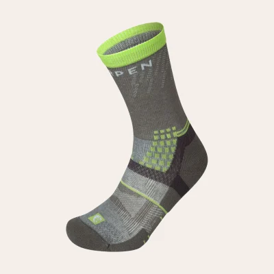 Meias de caminhada respiráveis Lorpen T3 Light Hiker ECO com tecnologia T3 para dias quentes