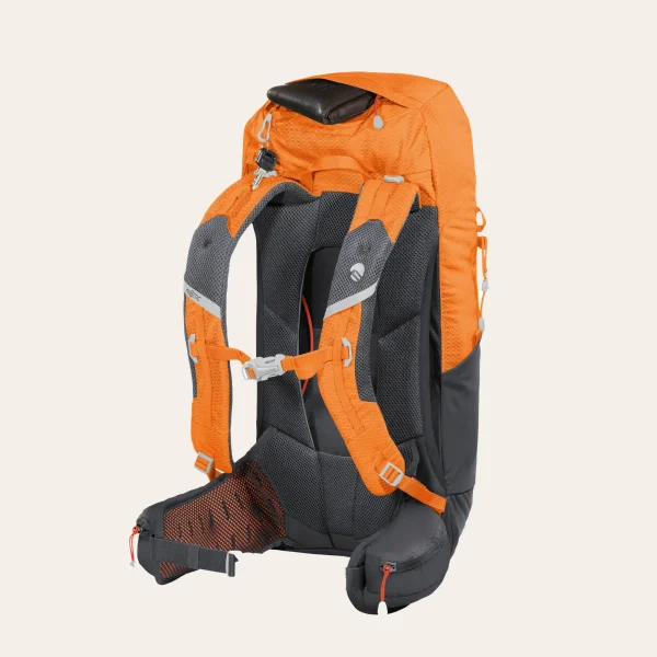 Ferrino Hikemaster 26 - ultralight 26-litre hiking backpack with Auxetic technology and Dry Net system