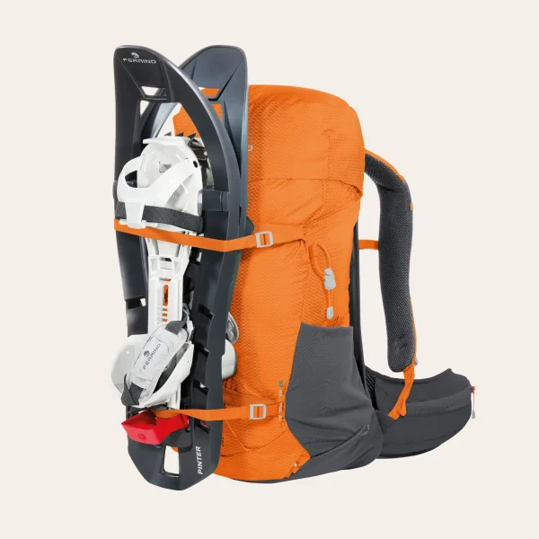 Ferrino Hikemaster 26 - ultralight 26-litre hiking backpack with Auxetic technology and Dry Net system