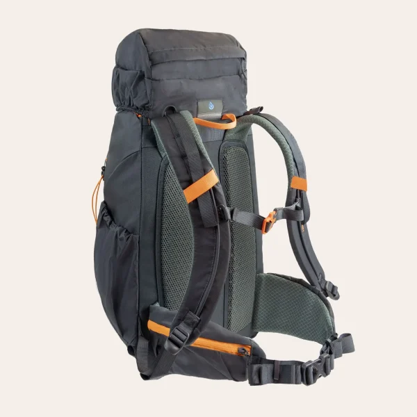 Highlander Ivar 30L backpack - lightweight backpack for day hikes and outdoor adventures