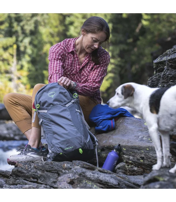 Osprey Sportlite 25 - Lightweight hiking backpack with 25 litres of volume, AirScape™ back system and sustainable materials for day hikes