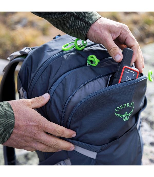 Osprey Sportlite 25 - Lightweight hiking backpack with 25 litres of volume, AirScape™ back system and sustainable materials for day hikes