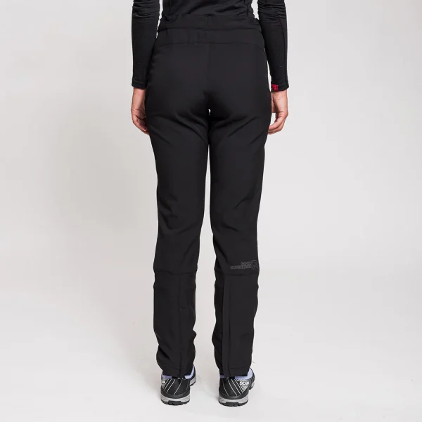 Calças Softshell Rock Experience Triolet – à prova de vento, repelentes à água, ideais para caminhadas de inverno.