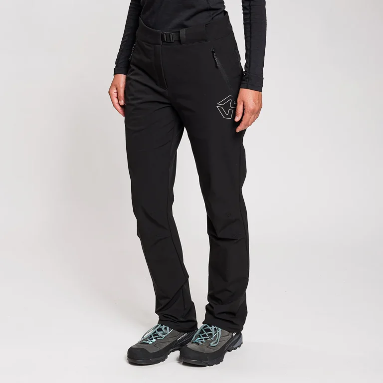 Rock Experience Strategy 2.0 hiking trousers with 4-way stretch and Quickdry waistband for maximum freedom of movement