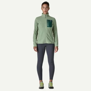 Patagonia R1 Air Fleece Jacket - lightweight and breathable fleece for hiking, sports and everyday use.