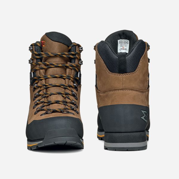 Botas de trekking Garmont Nebraska II GTX em couro nubuck com sola Vibram e membrana Gore-Tex