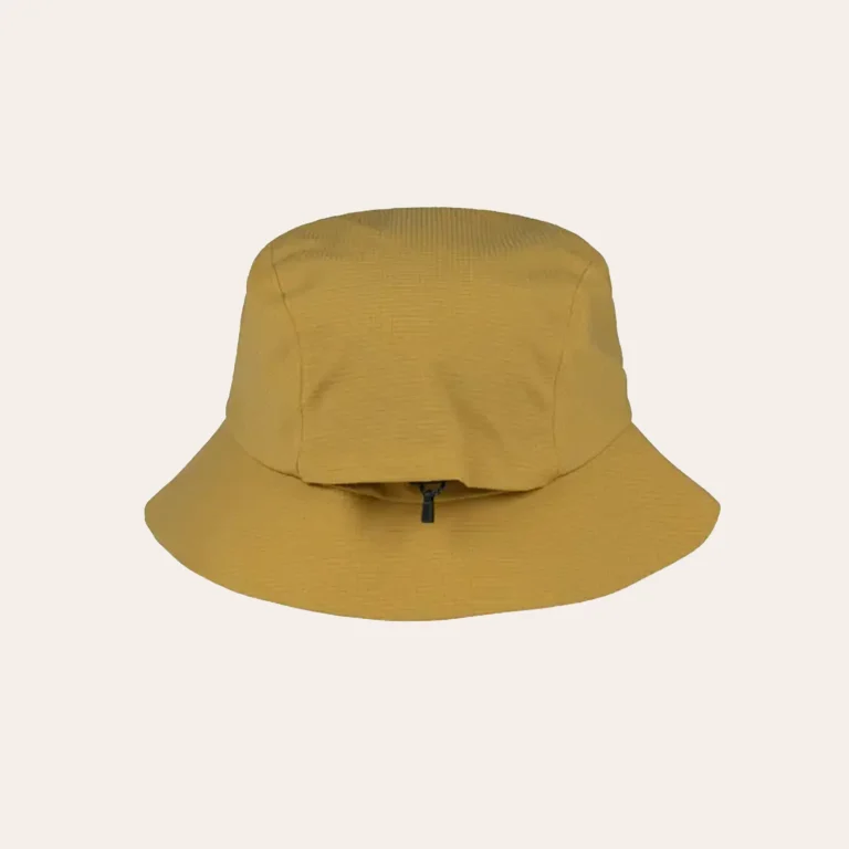 Chapéu impermeável BUFF Rain Bucket Hat com proteção contra chuva 360° para atividades ao ar livre, trekking e caminhadas.