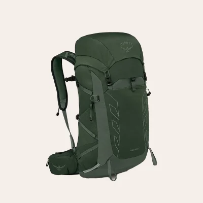 Osprey Talon and Tempest backpacks - adjustable, lightweight backpacks for hiking, cycling and trekking with AirScape back system.