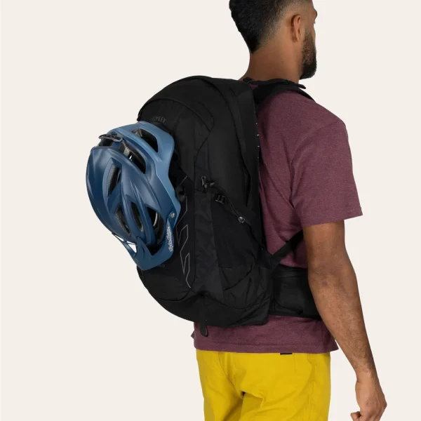 Osprey Talon and Tempest backpacks - adjustable, lightweight backpacks for hiking, cycling and trekking with AirScape back system.