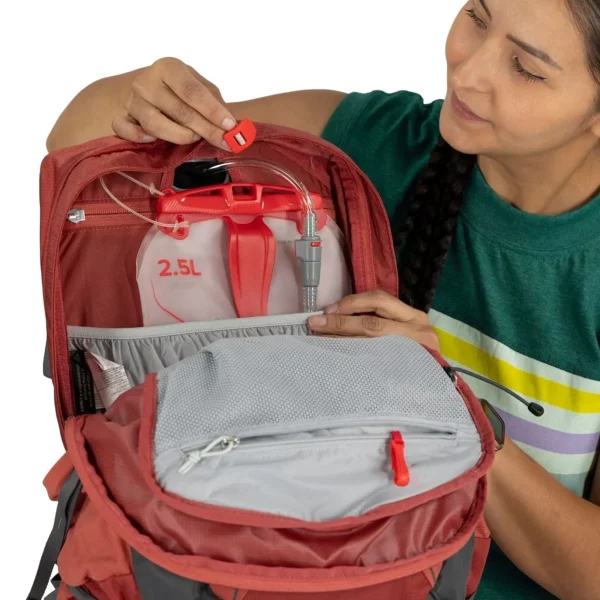 Osprey Talon and Tempest backpacks - adjustable, lightweight backpacks for hiking, cycling and trekking with AirScape back system.