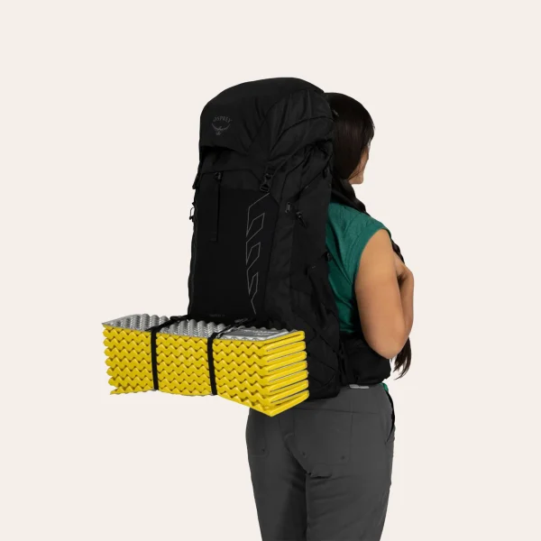 Osprey Talon and Tempest backpacks - adjustable, lightweight backpacks for hiking, cycling and trekking with AirScape back system.