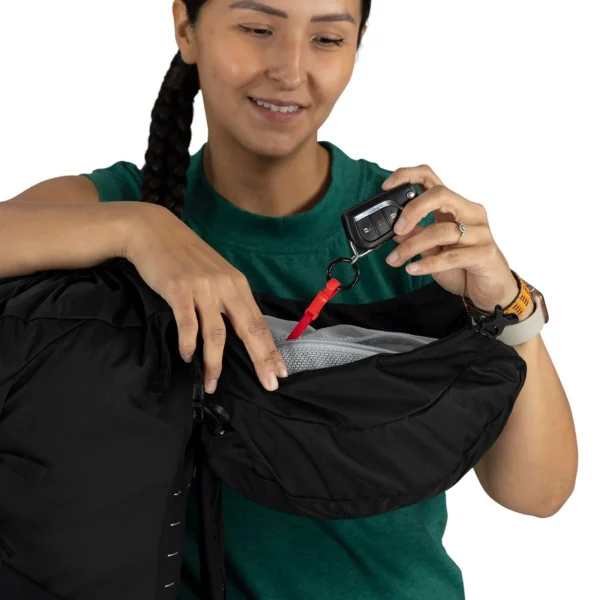 Osprey Talon and Tempest backpacks - adjustable, lightweight backpacks for hiking, cycling and trekking with AirScape back system.