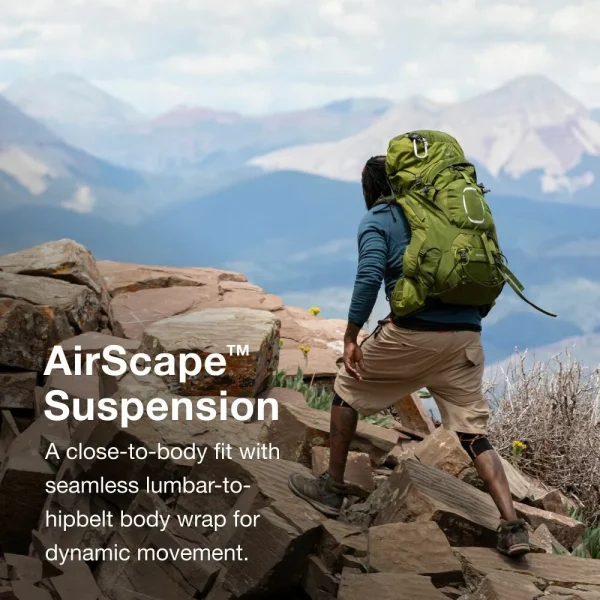 Mochila de trekking Osprey Aether com painel traseiro AirScape e cinto e alças Custom Fit-on-the-Fly.