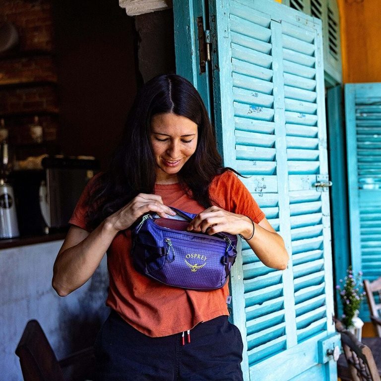 Osprey Transporter Waist Pack bolsa de cintura resistente e impermeável com organização para viagens e atividades outdoor.