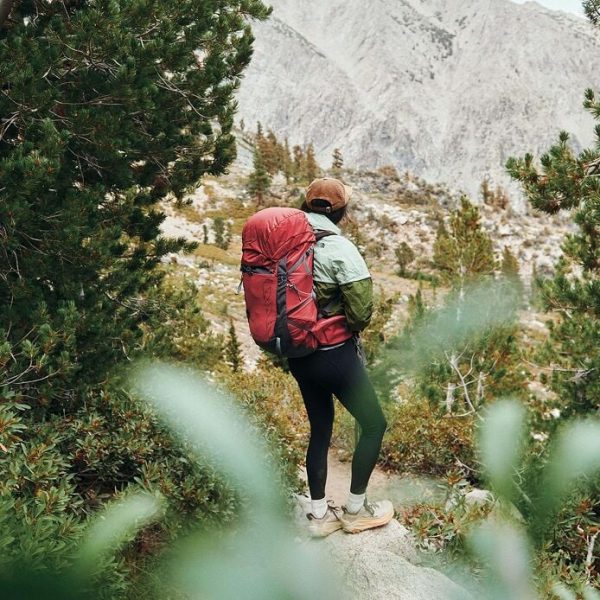 Osprey Talon and Tempest backpacks - adjustable, lightweight backpacks for hiking, cycling and trekking with AirScape back system.