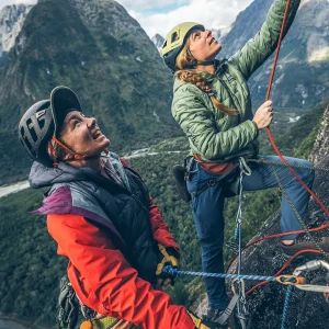 Vestuário outdoor Patagonia para surf, escalada e caminhadas – vestuário funcional sustentável da mais alta qualidade