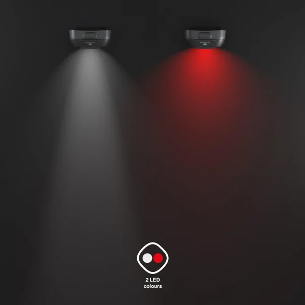 Lanterna frontal Silva Seek 420 com 420 lúmenes, tecnologia híbrida e modo de luz vermelha para atividades ao ar livre, trekking e campismo.