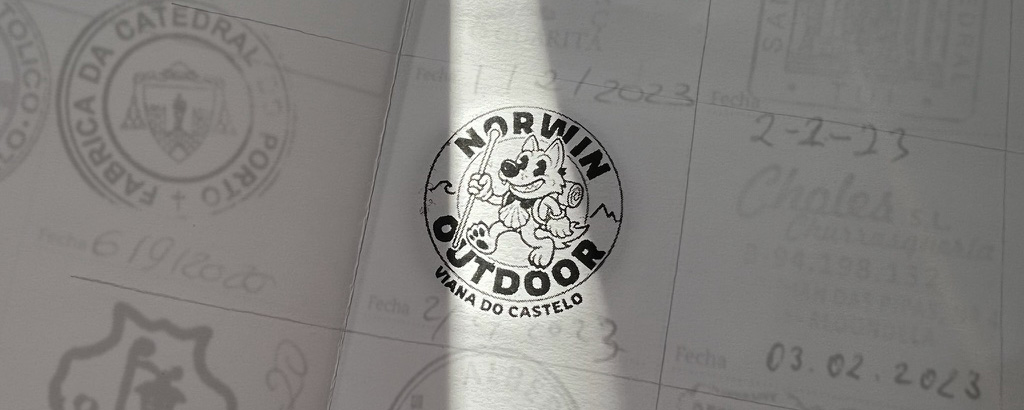 Carimbo oficial do Caminho para peregrinos em Viana do Castelo na Loja de Outdoor Norwin Outdoor