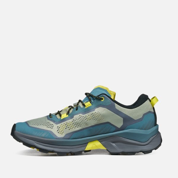 Garmont Nexus lightweight hiking shoe with Vibram sole for trekking and hiking