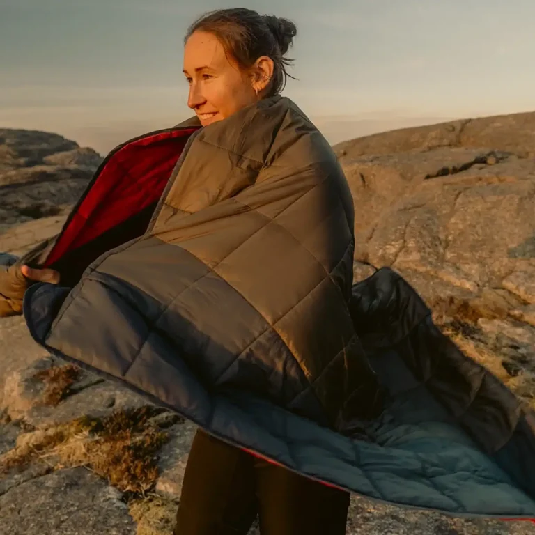 Robens Snowfall Quilt ultralight compact outdoor blanket thermal insulation camping trekking beach surfing carcamping