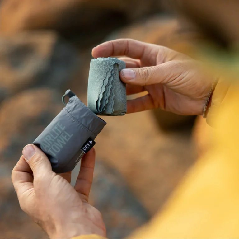 toalha ultraleve Sea to Summit Airlite Towel microfibra compacta secagem rápida campismo trekking viagem