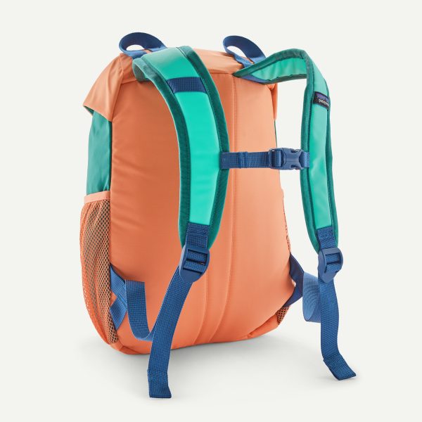 Patagonia Kids Refugito Daypack 12L in recycled materials for school trips and outdoor adventures