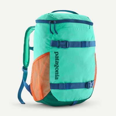 Patagonia Kids Refugito Daypack 18L in recycled materials for school, hiking and outdoor adventures