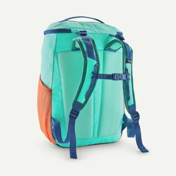 Patagonia Kids Refugito Daypack 18L in recycled materials for school, hiking and outdoor adventures