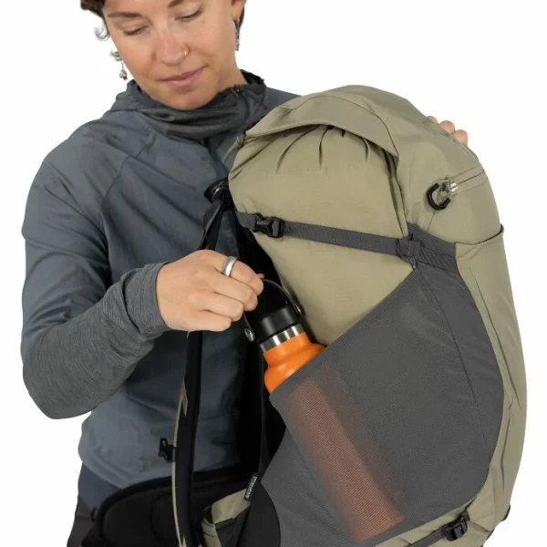 Osprey Hikelite 32 hiking backpack with AirSpeed system, adjustable back and ventilation for trekking, hiking and pilgrimage